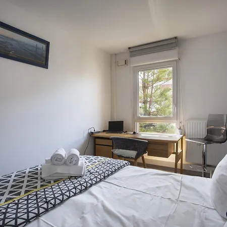 Air-conditioned Near Liberation District